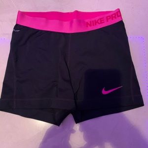 Nike pro